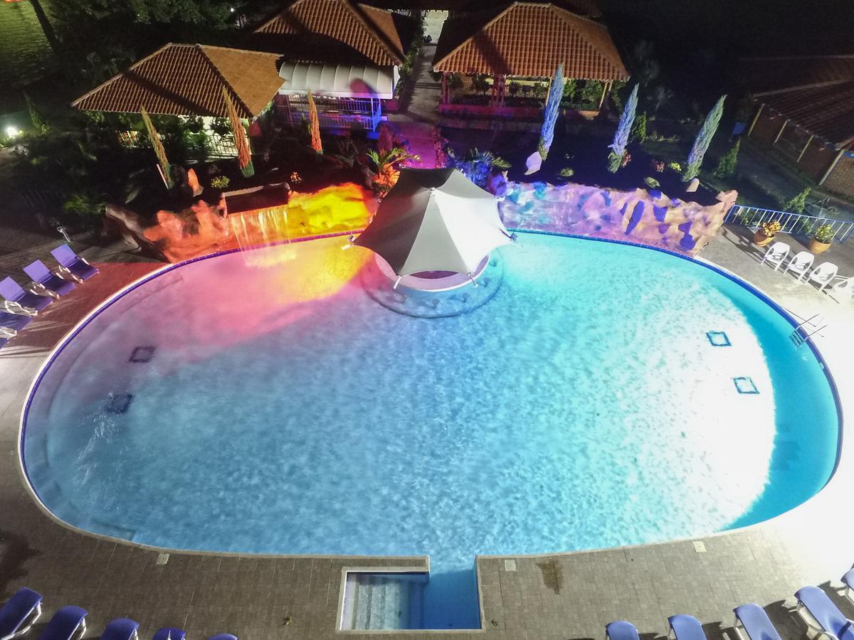 Hotel Campestre Tardes Cale\u00F1as Yumbo Exterior foto
