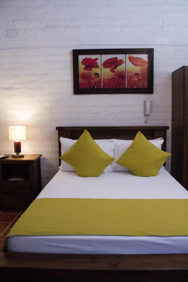 Hotel Campestre Tardes Cale\u00F1as Yumbo Exterior foto