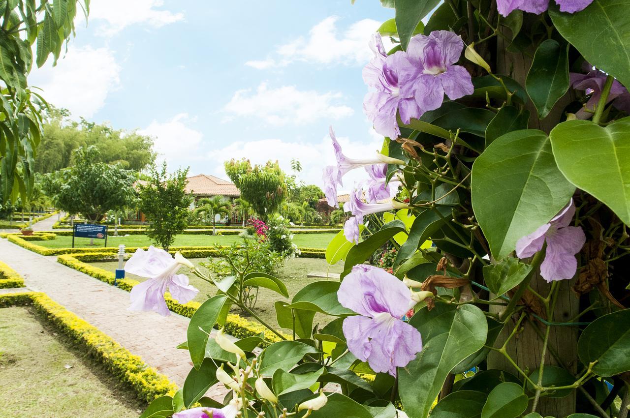 Hotel Campestre Tardes Cale\u00F1as Yumbo Exterior foto