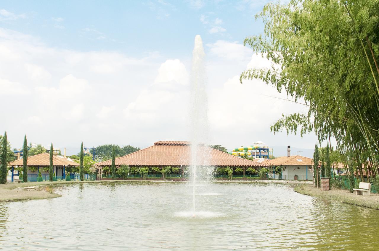 Hotel Campestre Tardes Cale\u00F1as Yumbo Exterior foto