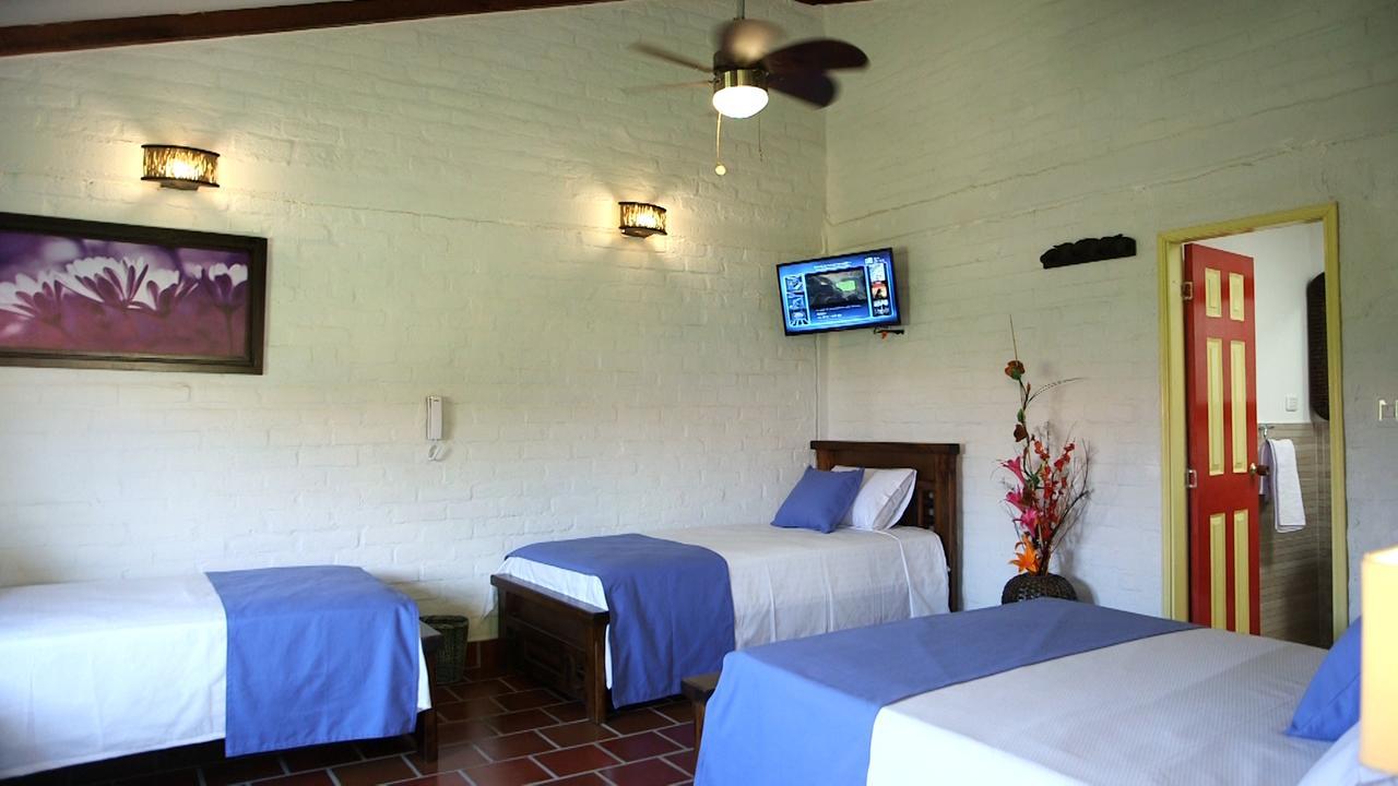 Hotel Campestre Tardes Cale\u00F1as Yumbo Exterior foto