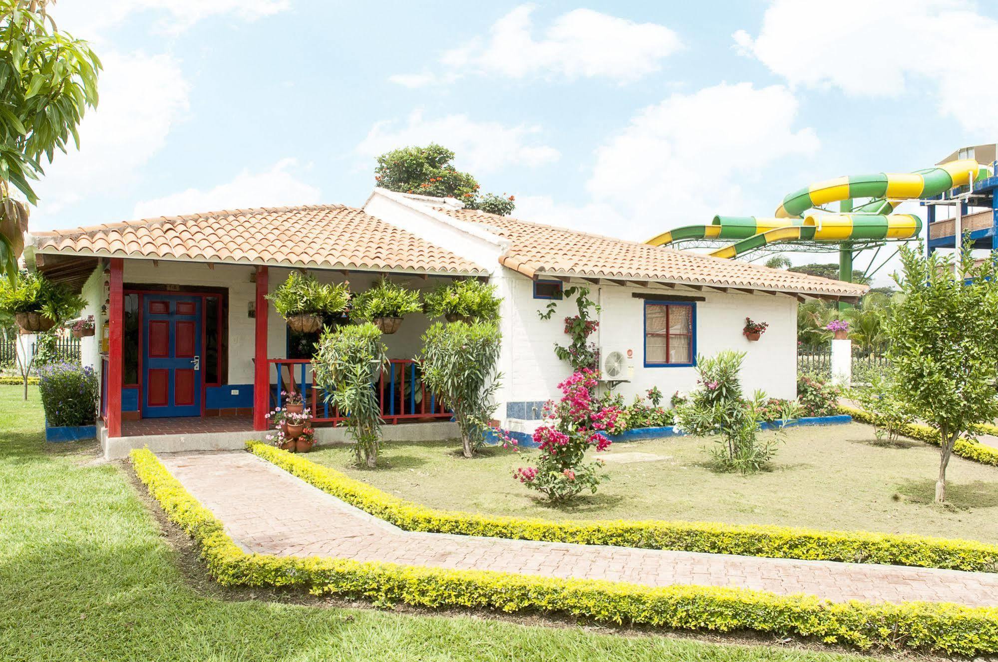 Hotel Campestre Tardes Cale\u00F1as Yumbo Exterior foto